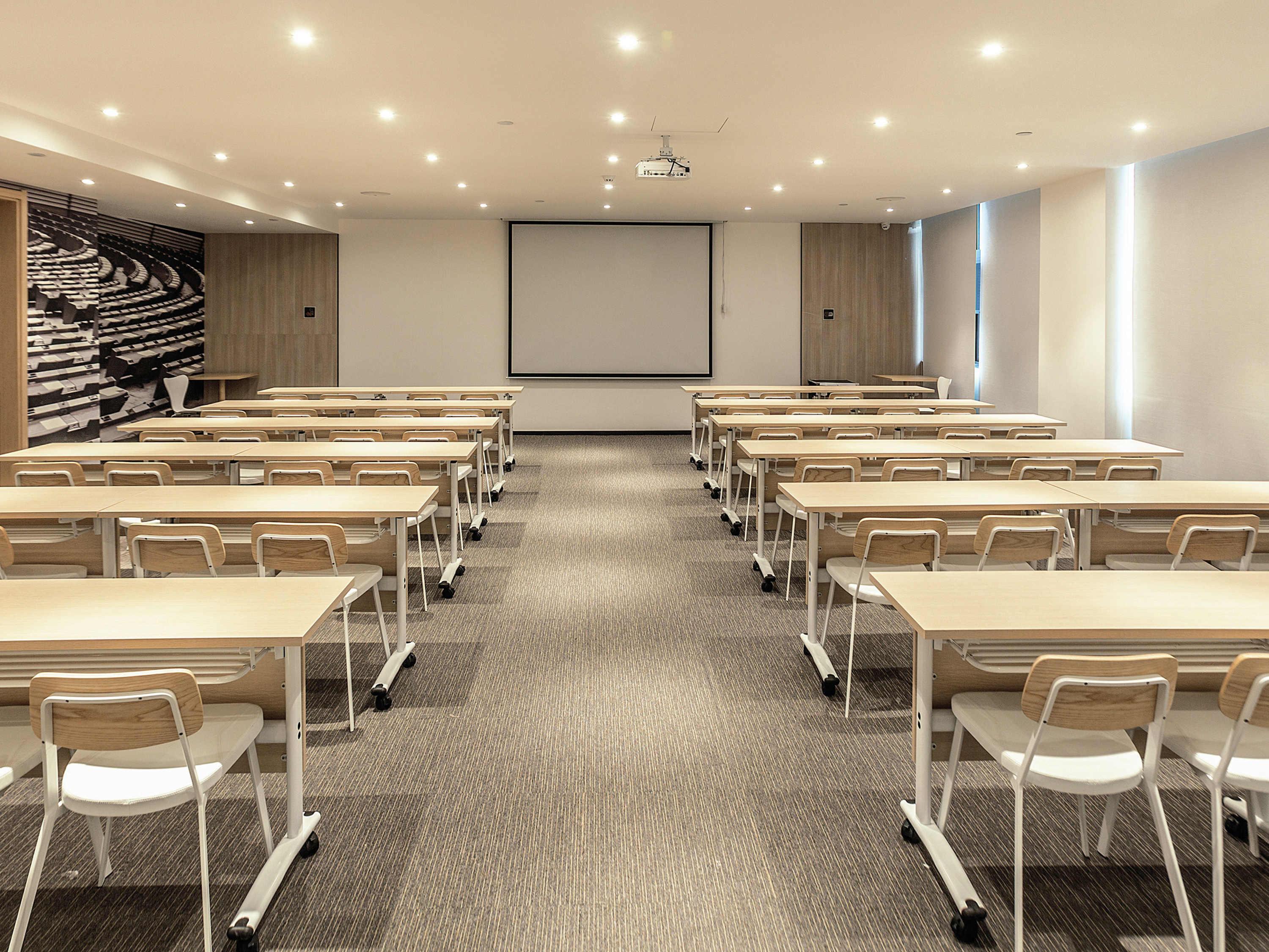 Ibis Zhengzhou Longhai Road Εξωτερικό φωτογραφία