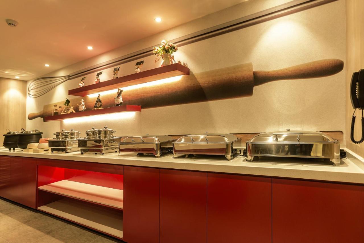 Ibis Zhengzhou Longhai Road Εξωτερικό φωτογραφία